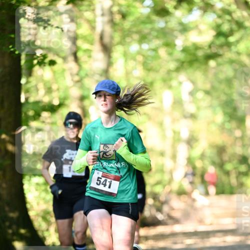06.10.2024 - Bramfelder Halbmarathon 2024 Dr. Thomas Lammeyer http://msf.ph/oto/7336521 06.10.2024 10:14:29 Laufen 92, 541 meine-sportfotos.de