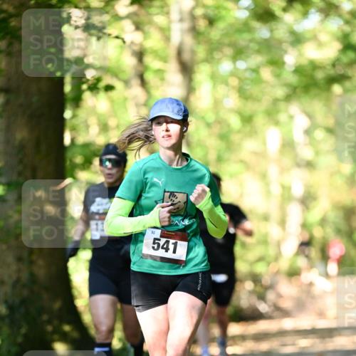 06.10.2024 - Bramfelder Halbmarathon 2024 Dr. Thomas Lammeyer http://msf.ph/oto/7336523 06.10.2024 10:14:29 Laufen 11, 92, 541 meine-sportfotos.de