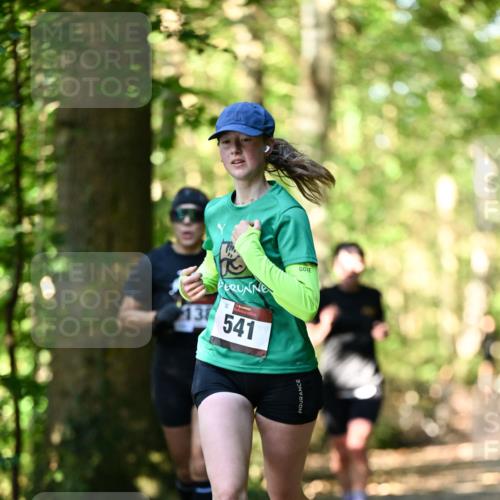 06.10.2024 - Bramfelder Halbmarathon 2024 Dr. Thomas Lammeyer http://msf.ph/oto/7336525 06.10.2024 10:14:30 Laufen 92, 13, 541 meine-sportfotos.de