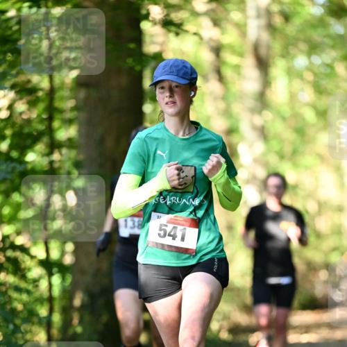 06.10.2024 - Bramfelder Halbmarathon 2024 Dr. Thomas Lammeyer http://msf.ph/oto/7336527 06.10.2024 10:14:30 Laufen 92, 138, 541 meine-sportfotos.de