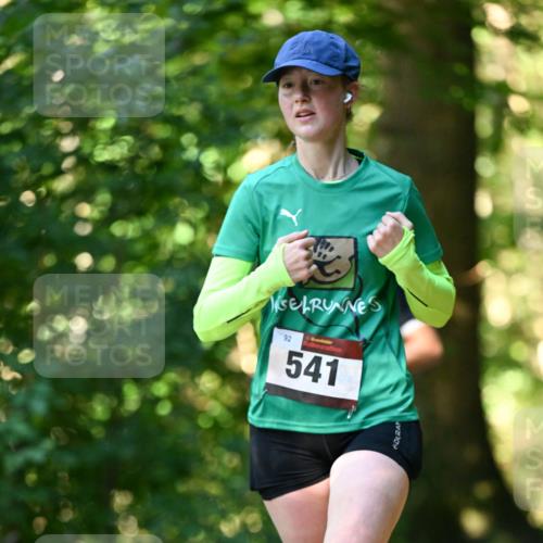 06.10.2024 - Bramfelder Halbmarathon 2024 Dr. Thomas Lammeyer http://msf.ph/oto/7336532 06.10.2024 10:14:31 Laufen 92, 541 meine-sportfotos.de