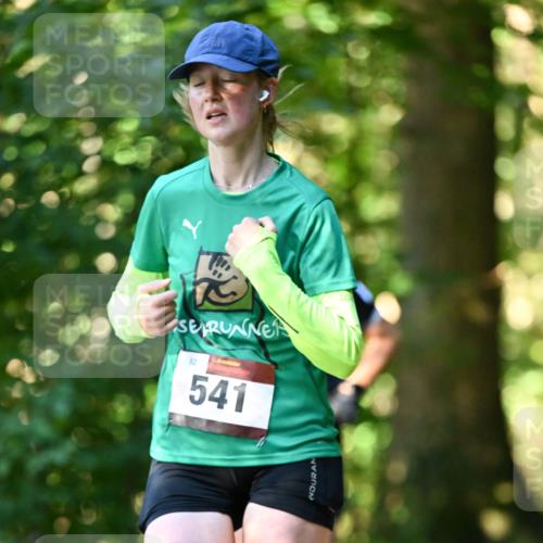06.10.2024 - Bramfelder Halbmarathon 2024 Dr. Thomas Lammeyer http://msf.ph/oto/7336534 06.10.2024 10:14:31 Laufen 92, 541 meine-sportfotos.de