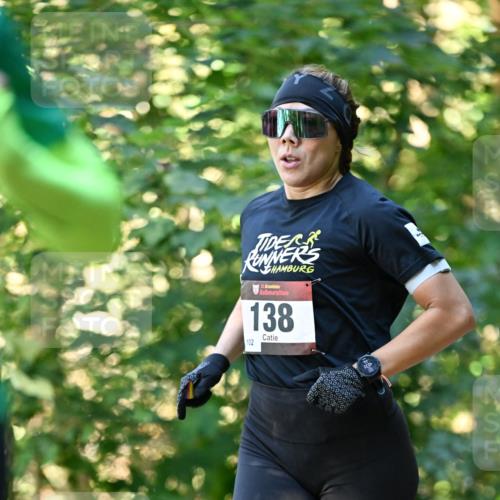 06.10.2024 - Bramfelder Halbmarathon 2024 Dr. Thomas Lammeyer http://msf.ph/oto/7336537 06.10.2024 10:14:32 Laufen 102, 33, 138 meine-sportfotos.de