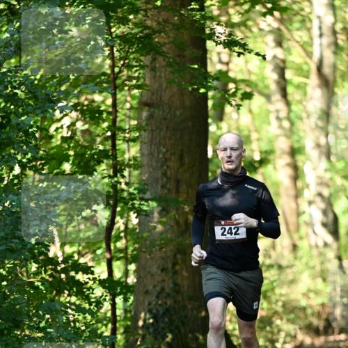 06.10.2024 - Bramfelder Halbmarathon 2024 Dr. Thomas Lammeyer http://msf.ph/oto/7336545 06.10.2024 10:14:53 Laufen 242 meine-sportfotos.de