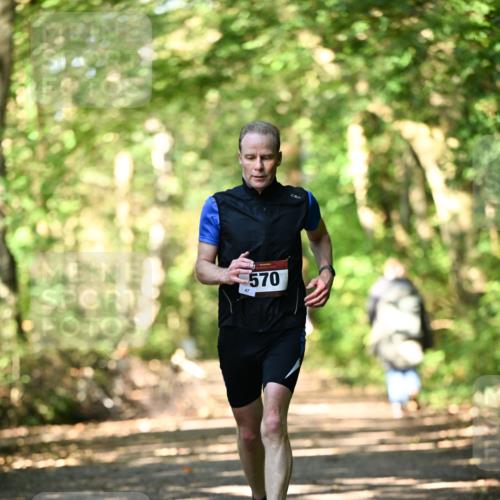 06.10.2024 - Bramfelder Halbmarathon 2024 Dr. Thomas Lammeyer http://msf.ph/oto/7336581 06.10.2024 10:15:14 Laufen 570 meine-sportfotos.de