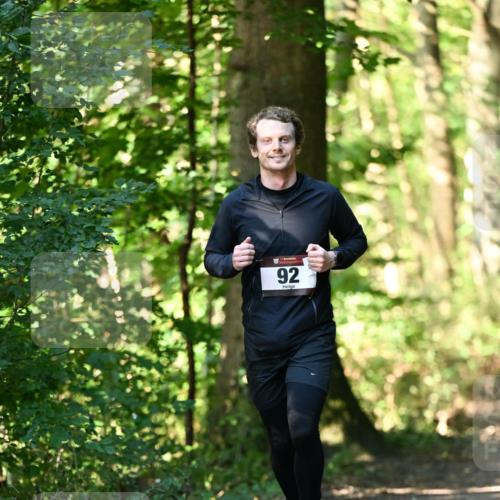 06.10.2024 - Bramfelder Halbmarathon 2024 Dr. Thomas Lammeyer http://msf.ph/oto/7336595 06.10.2024 10:15:51 Laufen 92 meine-sportfotos.de