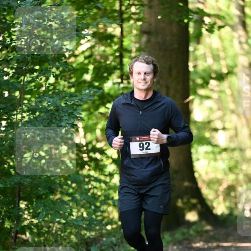 06.10.2024 - Bramfelder Halbmarathon 2024 Dr. Thomas Lammeyer http://msf.ph/oto/7336597 06.10.2024 10:15:51 Laufen 33, 92 meine-sportfotos.de