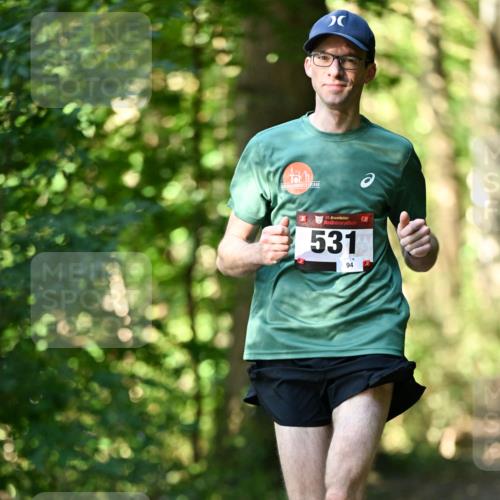 06.10.2024 - Bramfelder Halbmarathon 2024 Dr. Thomas Lammeyer http://msf.ph/oto/7336630 06.10.2024 10:15:59 Laufen 20, 33, 531, 94 meine-sportfotos.de