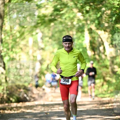 06.10.2024 - Bramfelder Halbmarathon 2024 Dr. Thomas Lammeyer http://msf.ph/oto/7336650 06.10.2024 10:16:14 Laufen 358 meine-sportfotos.de