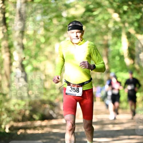 06.10.2024 - Bramfelder Halbmarathon 2024 Dr. Thomas Lammeyer http://msf.ph/oto/7336659 06.10.2024 10:16:15 Laufen 358 meine-sportfotos.de