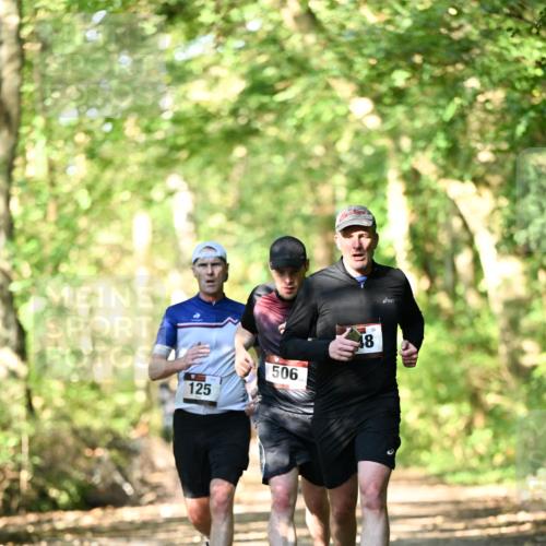 06.10.2024 - Bramfelder Halbmarathon 2024 Dr. Thomas Lammeyer http://msf.ph/oto/7336672 06.10.2024 10:16:23 Laufen 125, 506, 8, 32 meine-sportfotos.de