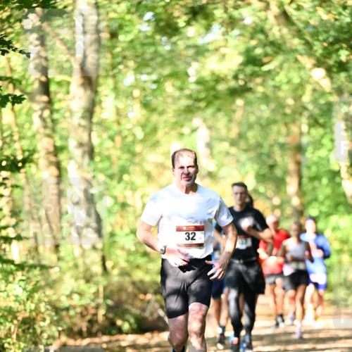 06.10.2024 - Bramfelder Halbmarathon 2024 Dr. Thomas Lammeyer http://msf.ph/oto/7336719 06.10.2024 10:16:37 Laufen 32 meine-sportfotos.de
