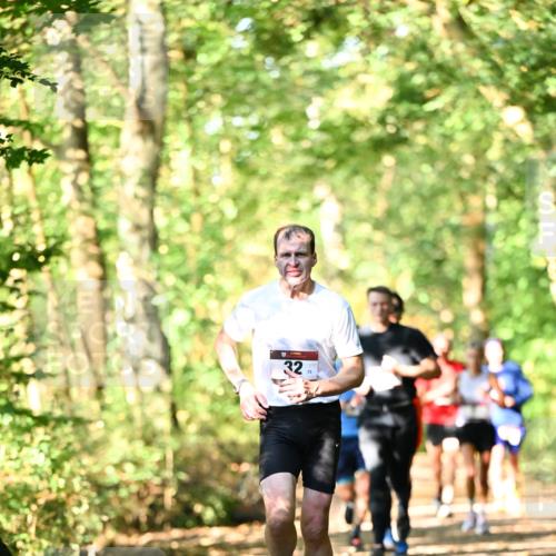 06.10.2024 - Bramfelder Halbmarathon 2024 Dr. Thomas Lammeyer http://msf.ph/oto/7336720 06.10.2024 10:16:37 Laufen 32 meine-sportfotos.de