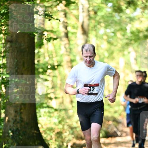 06.10.2024 - Bramfelder Halbmarathon 2024 Dr. Thomas Lammeyer http://msf.ph/oto/7336729 06.10.2024 10:16:38 Laufen 32, 73 meine-sportfotos.de