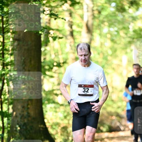 06.10.2024 - Bramfelder Halbmarathon 2024 Dr. Thomas Lammeyer http://msf.ph/oto/7336731 06.10.2024 10:16:39 Laufen 32, 73 meine-sportfotos.de