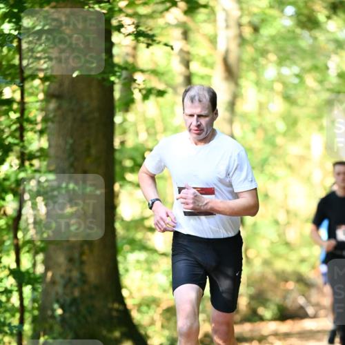 06.10.2024 - Bramfelder Halbmarathon 2024 Dr. Thomas Lammeyer http://msf.ph/oto/7336732 06.10.2024 10:16:39 Laufen  meine-sportfotos.de