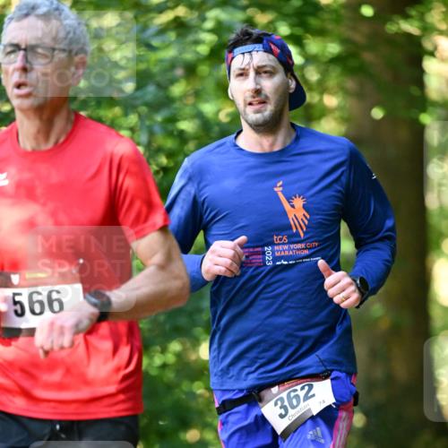 06.10.2024 - Bramfelder Halbmarathon 2024 Dr. Thomas Lammeyer http://msf.ph/oto/7336784 06.10.2024 10:16:49 Laufen 566, 362, 74 meine-sportfotos.de