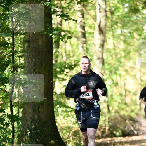 06.10.2024 - Bramfelder Halbmarathon 2024 Dr. Thomas Lammeyer http://msf.ph/oto/7336789 06.10.2024 10:17:09 Laufen 352 meine-sportfotos.de