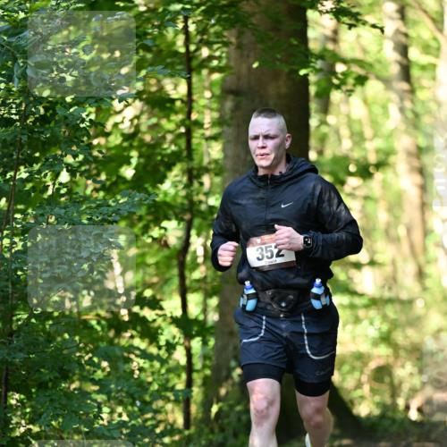 06.10.2024 - Bramfelder Halbmarathon 2024 Dr. Thomas Lammeyer http://msf.ph/oto/7336798 06.10.2024 10:17:10 Laufen 352 meine-sportfotos.de