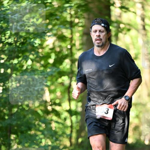 06.10.2024 - Bramfelder Halbmarathon 2024 Dr. Thomas Lammeyer http://msf.ph/oto/7336823 06.10.2024 10:17:14 Laufen 2002, 353 meine-sportfotos.de