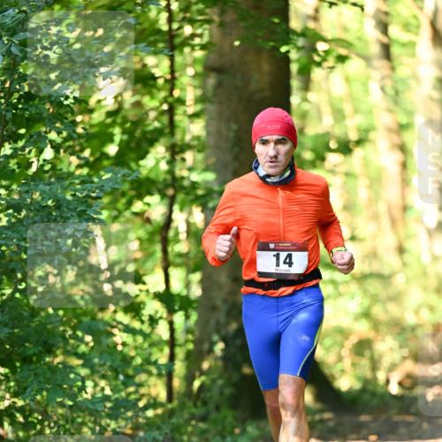 06.10.2024 - Bramfelder Halbmarathon 2024 Dr. Thomas Lammeyer http://msf.ph/oto/7336836 06.10.2024 10:17:20 Laufen 14 meine-sportfotos.de