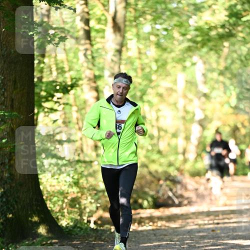 06.10.2024 - Bramfelder Halbmarathon 2024 Dr. Thomas Lammeyer http://msf.ph/oto/7336842 06.10.2024 10:17:22 Laufen 86 meine-sportfotos.de