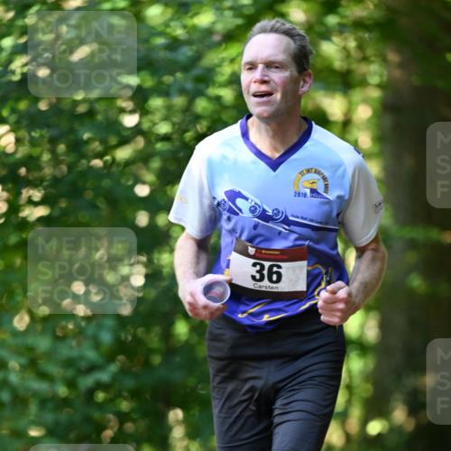 06.10.2024 - Bramfelder Halbmarathon 2024 Dr. Thomas Lammeyer http://msf.ph/oto/7337068 06.10.2024 10:18:59 Laufen 2010, 200, 36 meine-sportfotos.de