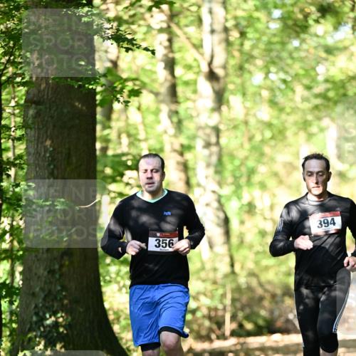 06.10.2024 - Bramfelder Halbmarathon 2024 Dr. Thomas Lammeyer http://msf.ph/oto/7337094 06.10.2024 10:19:35 Laufen 356, 394 meine-sportfotos.de