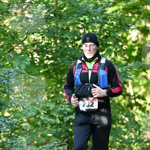 06.10.2024 - Bramfelder Halbmarathon 2024 Dr. Thomas Lammeyer http://msf.ph/oto/7337150 06.10.2024 10:19:50 Laufen 232, 3 meine-sportfotos.de