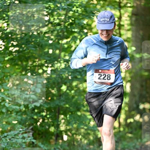 06.10.2024 - Bramfelder Halbmarathon 2024 Dr. Thomas Lammeyer http://msf.ph/oto/7337188 06.10.2024 10:20:09 Laufen 16, 30, 33, 228 meine-sportfotos.de