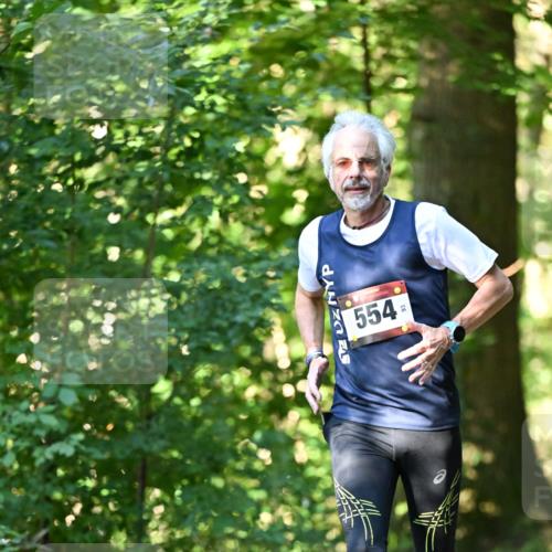 06.10.2024 - Bramfelder Halbmarathon 2024 Dr. Thomas Lammeyer http://msf.ph/oto/7337206 06.10.2024 10:20:14 Laufen 554, 93 meine-sportfotos.de
