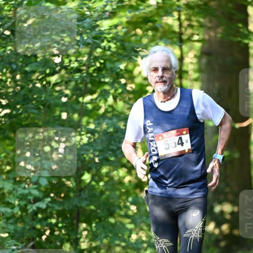 06.10.2024 - Bramfelder Halbmarathon 2024 Dr. Thomas Lammeyer http://msf.ph/oto/7337207 06.10.2024 10:20:14 Laufen 554, 93 meine-sportfotos.de