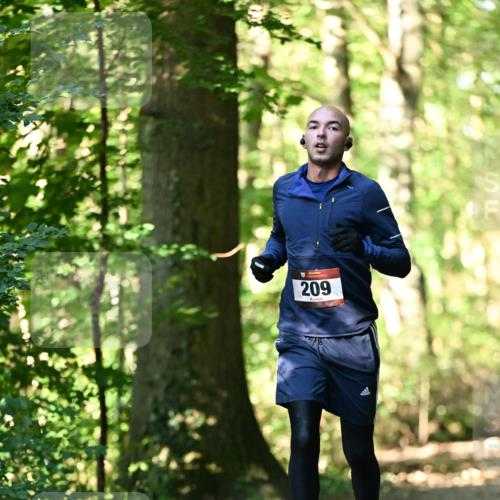 06.10.2024 - Bramfelder Halbmarathon 2024 Dr. Thomas Lammeyer http://msf.ph/oto/7337215 06.10.2024 10:20:16 Laufen 209 meine-sportfotos.de
