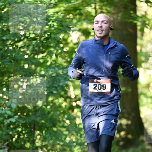 06.10.2024 - Bramfelder Halbmarathon 2024 Dr. Thomas Lammeyer http://msf.ph/oto/7337224 06.10.2024 10:20:17 Laufen 209 meine-sportfotos.de