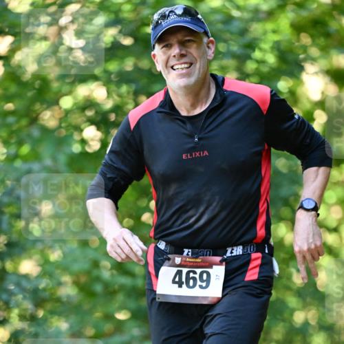 06.10.2024 - Bramfelder Halbmarathon 2024 Dr. Thomas Lammeyer http://msf.ph/oto/7337244 06.10.2024 10:20:23 Laufen 469, 3 meine-sportfotos.de