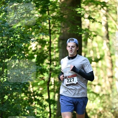 06.10.2024 - Bramfelder Halbmarathon 2024 Dr. Thomas Lammeyer http://msf.ph/oto/7337248 06.10.2024 10:20:30 Laufen 227 meine-sportfotos.de