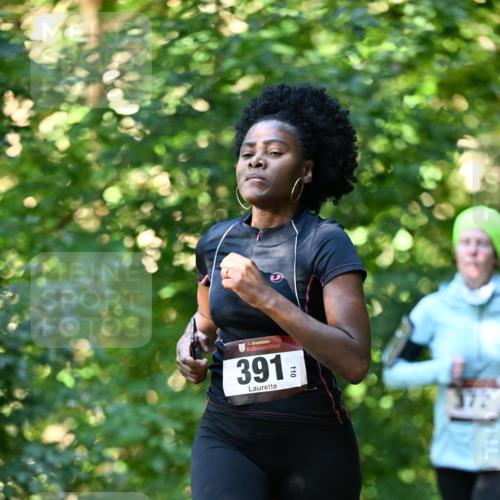 06.10.2024 - Bramfelder Halbmarathon 2024 Dr. Thomas Lammeyer http://msf.ph/oto/7337275 06.10.2024 10:20:35 Laufen 33, 391, 172 meine-sportfotos.de