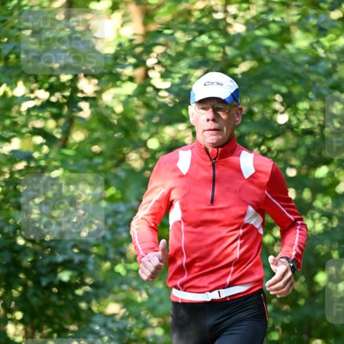 06.10.2024 - Bramfelder Halbmarathon 2024 Dr. Thomas Lammeyer http://msf.ph/oto/7337286 06.10.2024 10:20:37 Laufen 9 meine-sportfotos.de