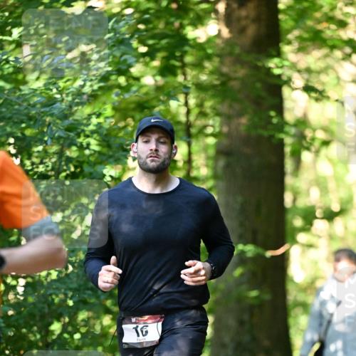 06.10.2024 - Bramfelder Halbmarathon 2024 Dr. Thomas Lammeyer http://msf.ph/oto/7337307 06.10.2024 10:20:44 Laufen 16 meine-sportfotos.de