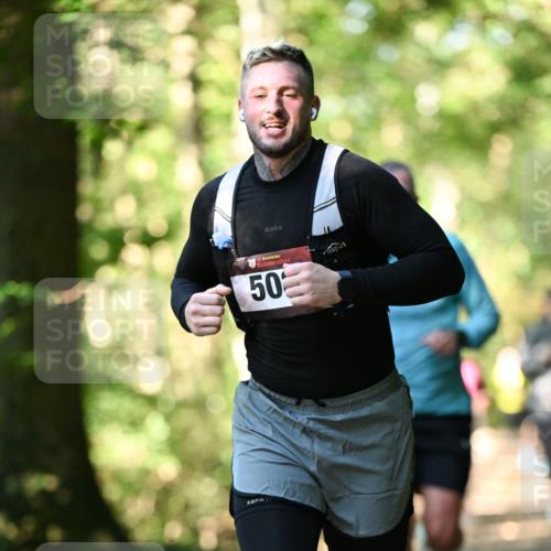 06.10.2024 - Bramfelder Halbmarathon 2024 Dr. Thomas Lammeyer http://msf.ph/oto/7337329 06.10.2024 10:20:55 Laufen 33, 50 meine-sportfotos.de