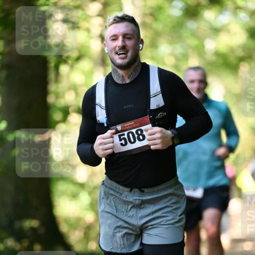 06.10.2024 - Bramfelder Halbmarathon 2024 Dr. Thomas Lammeyer http://msf.ph/oto/7337330 06.10.2024 10:20:55 Laufen 33, 508 meine-sportfotos.de