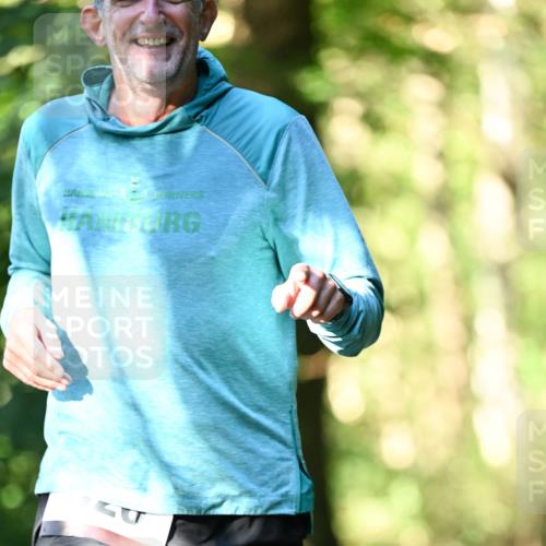 06.10.2024 - Bramfelder Halbmarathon 2024 Dr. Thomas Lammeyer http://msf.ph/oto/7337341 06.10.2024 10:20:58 Laufen  meine-sportfotos.de