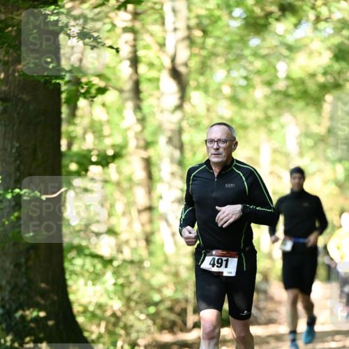 06.10.2024 - Bramfelder Halbmarathon 2024 Dr. Thomas Lammeyer http://msf.ph/oto/7337377 06.10.2024 10:21:07 Laufen 491, 109 meine-sportfotos.de