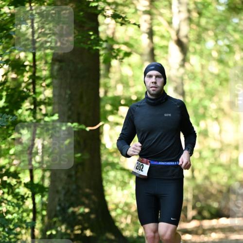 06.10.2024 - Bramfelder Halbmarathon 2024 Dr. Thomas Lammeyer http://msf.ph/oto/7337400 06.10.2024 10:21:11 Laufen 202 meine-sportfotos.de