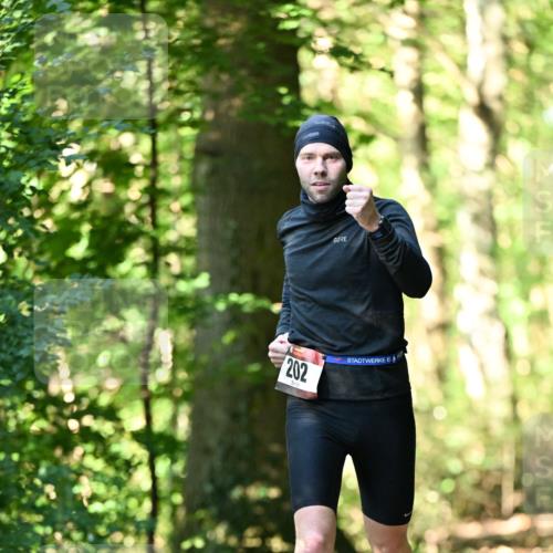 06.10.2024 - Bramfelder Halbmarathon 2024 Dr. Thomas Lammeyer http://msf.ph/oto/7337404 06.10.2024 10:21:11 Laufen 202 meine-sportfotos.de