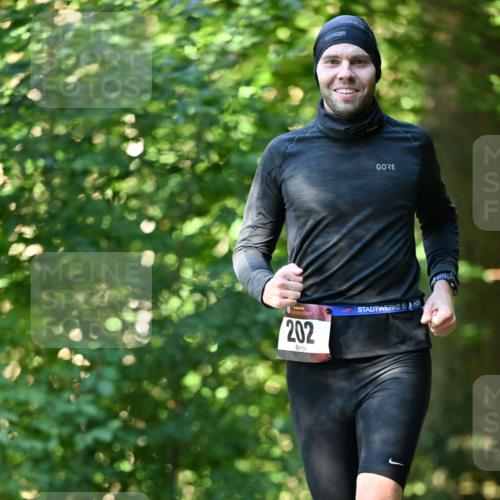 06.10.2024 - Bramfelder Halbmarathon 2024 Dr. Thomas Lammeyer http://msf.ph/oto/7337412 06.10.2024 10:21:13 Laufen 202 meine-sportfotos.de