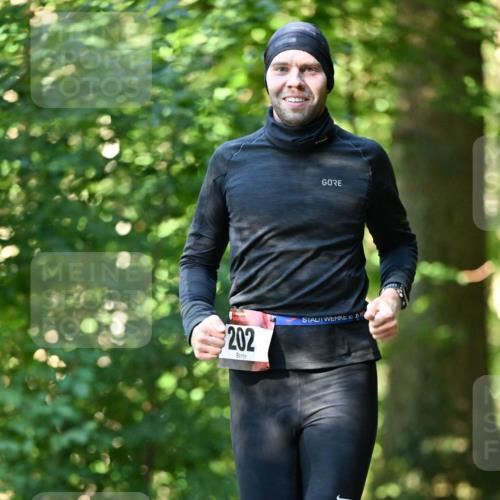 06.10.2024 - Bramfelder Halbmarathon 2024 Dr. Thomas Lammeyer http://msf.ph/oto/7337413 06.10.2024 10:21:13 Laufen 202, 202 meine-sportfotos.de