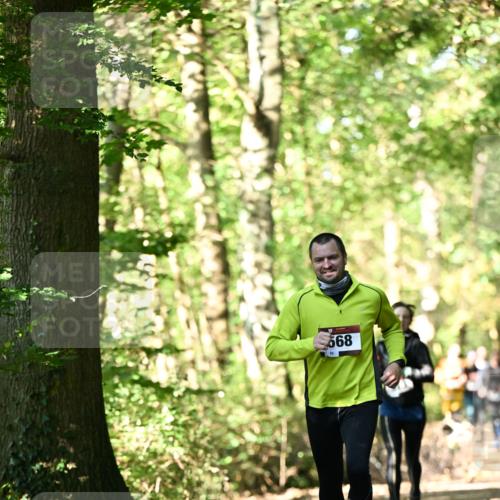 06.10.2024 - Bramfelder Halbmarathon 2024 Dr. Thomas Lammeyer http://msf.ph/oto/7337414 06.10.2024 10:21:15 Laufen 568 meine-sportfotos.de