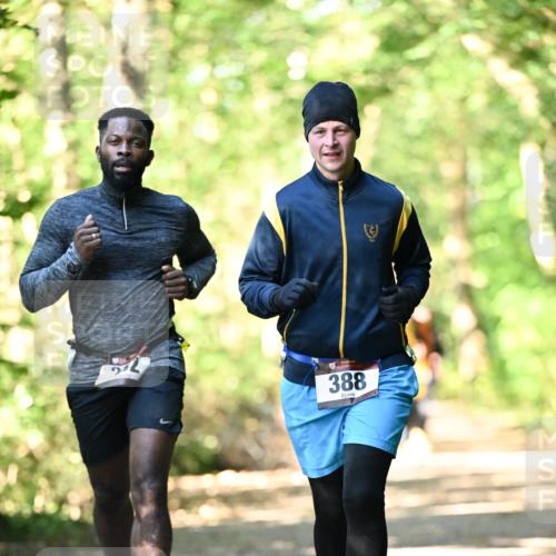 06.10.2024 - Bramfelder Halbmarathon 2024 Dr. Thomas Lammeyer http://msf.ph/oto/7337448 06.10.2024 10:21:22 Laufen 388 meine-sportfotos.de