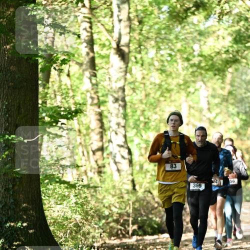 06.10.2024 - Bramfelder Halbmarathon 2024 Dr. Thomas Lammeyer http://msf.ph/oto/7337465 06.10.2024 10:21:30 Laufen 83, 369, 56 meine-sportfotos.de